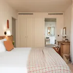 ホテル Palacio De Tavira, A Small Luxury Of The World タヴィラ