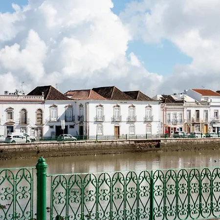 호텔 Palacio De Tavira, A Small Luxury Of The World 타비라