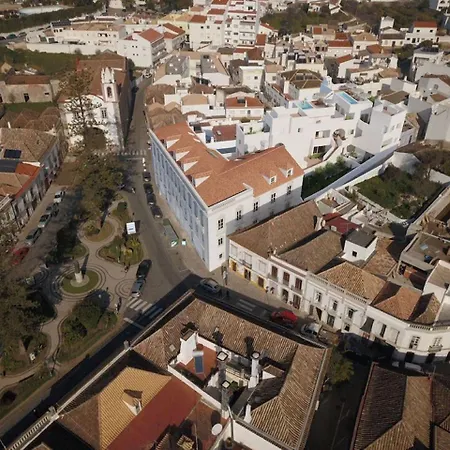 ホテル Palacio De Tavira, A Small Luxury Of The World タヴィラ