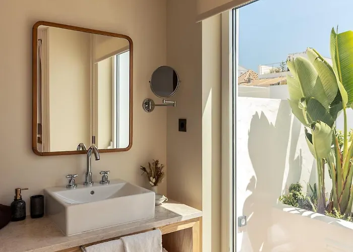 Palacio De Tavira, A Small Luxury Of The World Hotel