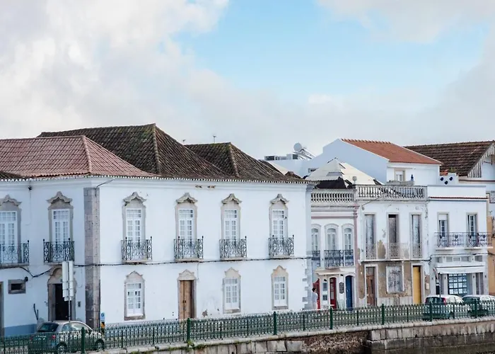 Palacio De Tavira, A Small Luxury Of The World 5* Tavira