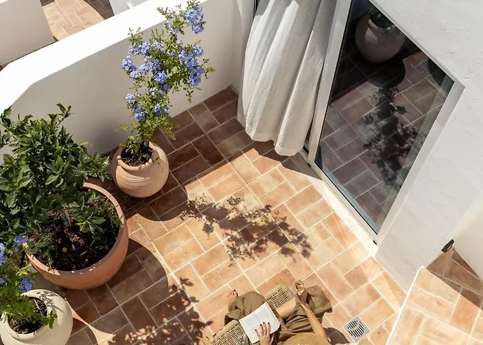 Hotel Palacio De Tavira, A Small Luxury Of The World